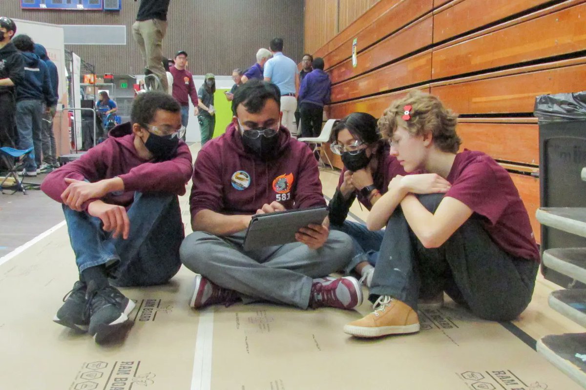 Team 581 Blazing Bulldogs tweet media