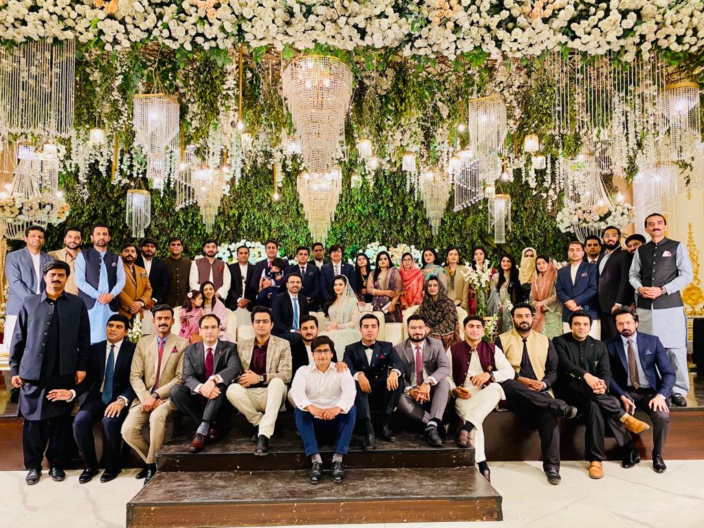 Sajida_Razzaq_'s tweet photo. Wish you a Happy Marriage Gilani Sab  @DrZG_ , and a very happy birthday, stay blessed. 
 #pms #pms11 #family. https://t.co/ex8lMmK4th
