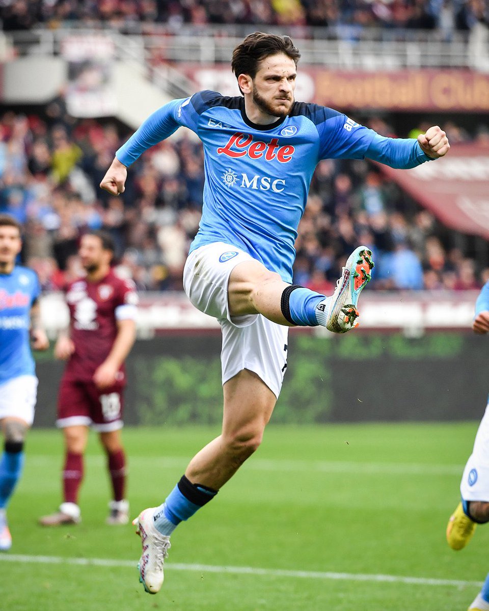 matchdaytwts's tweet photo. Khvicha Kvaratskhelia is the first player in Serie A to hit 10+ goals and assists this season 🇬🇪🔥 https://t.co/8BJeyTXKFe