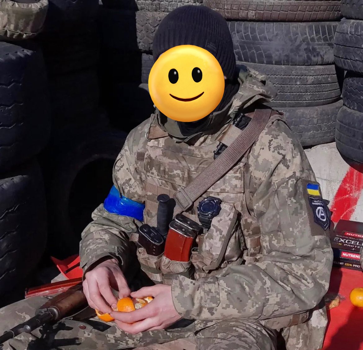 Jake_Hanrahan's tweet photo. Remember this lad from one of our earliest documentaries? He’s been fighting on the frontlines in #Ukraine for a year now. His unit needs a new drone. Consider helping out. Aid money doesn’t reach all units, so many have to pay for their own stuff. 

‣ https://t.co/Yx5x6nyu2M https://t.co/iT42OcgAra