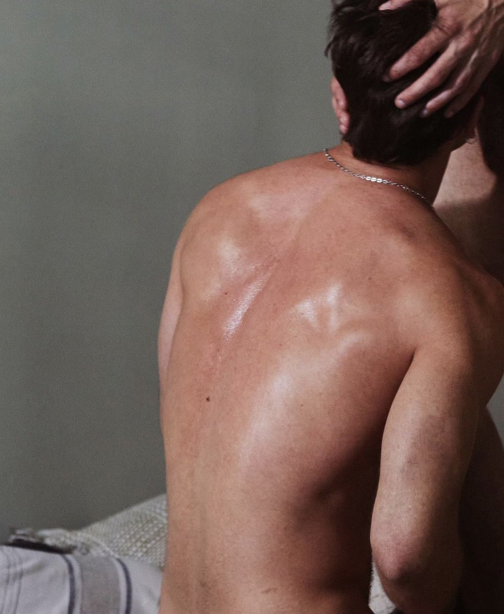 sniffiesapp's tweet image. Morning worship 🙏