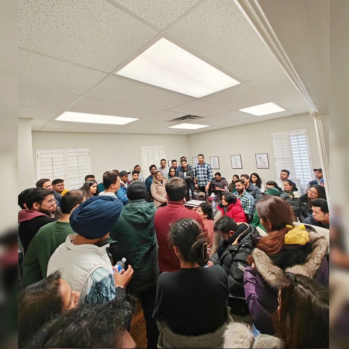 AskKubeir's tweet photo. Thank you!

I was not sure how many of you will come today. But the turnout was overwhelming.

We discussed at length, the current situation in Canada with regards to PR pathway options and future trends. https://t.co/AFTfyV8Q19