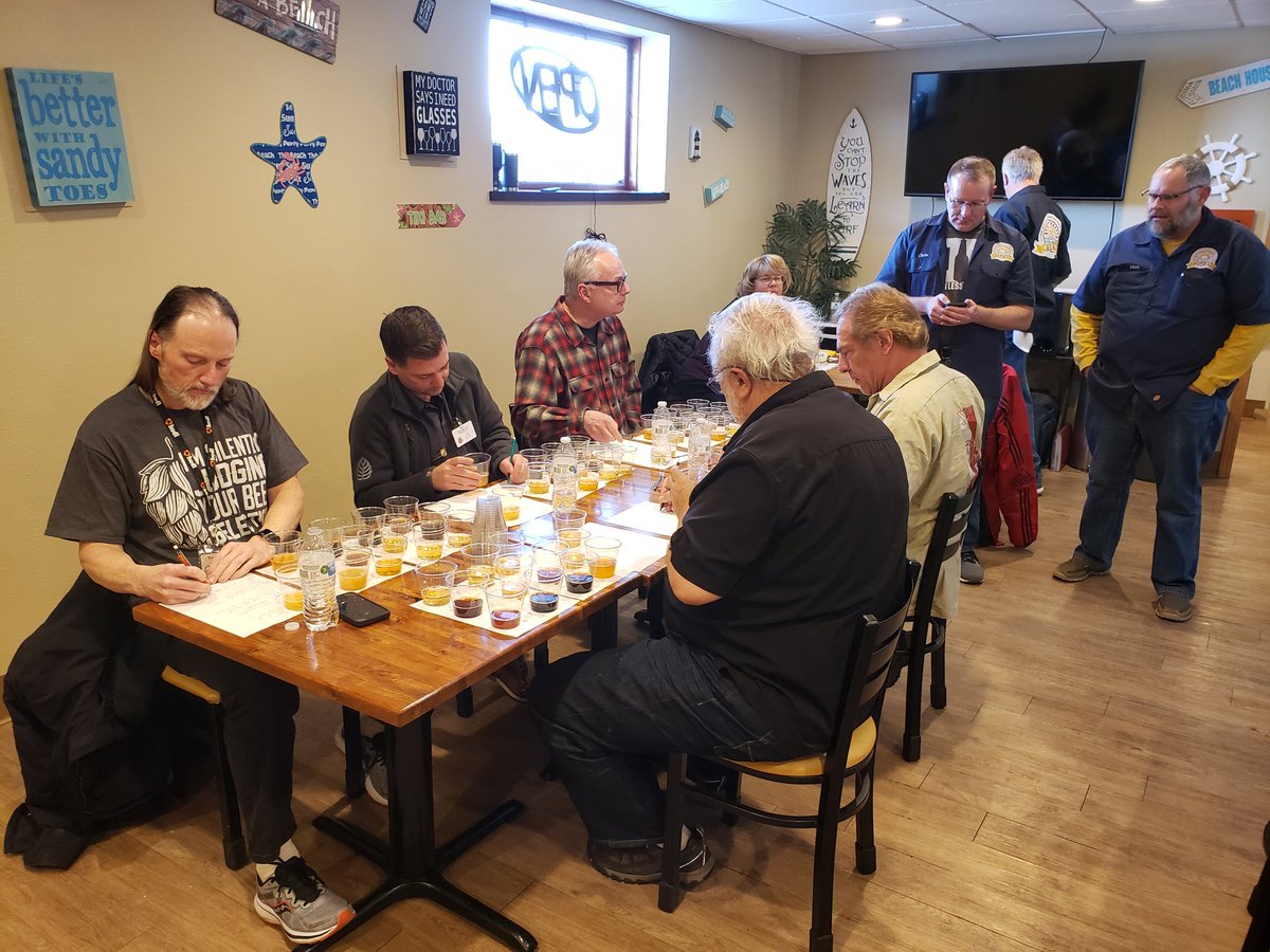 laxlagers's tweet photo. Another successful Between the Bluffs Homebrew Contest in the books! Congrats to the winners. https://t.co/JXwij65bho https://t.co/tYPppBSd8o