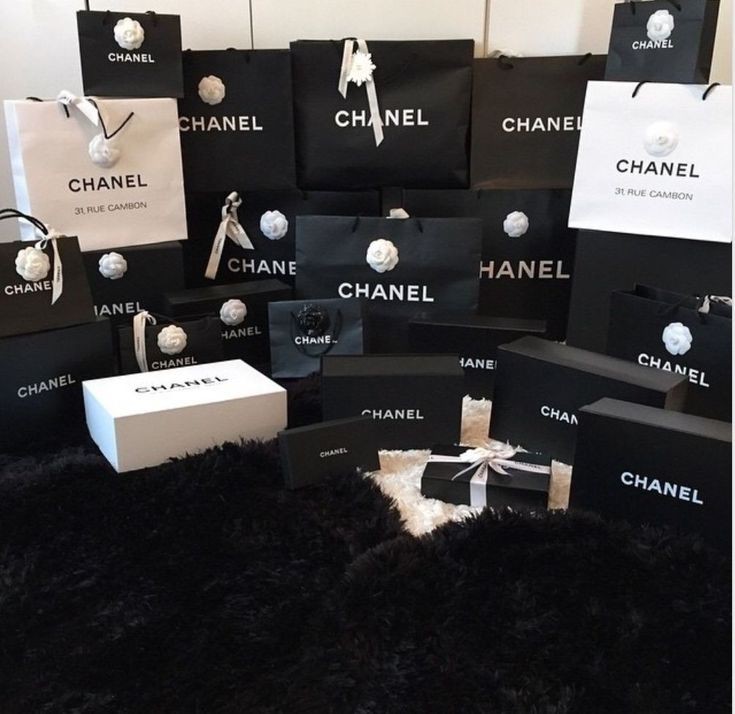 <a href="/LamemoireEO_RP/">La Mémoire EO | OPEN BOOK MEI & HIRING STAFF!</a> Clarissa Punipun + Terimakasih untuk staff, dosen, dan mahasiswa yang telah bersama saya baik dalam suka maupun duka. Semoga kita bisa bertemu kembali di pengalaman yang selanjutnya. Thank all for the hardwork, see you  💕