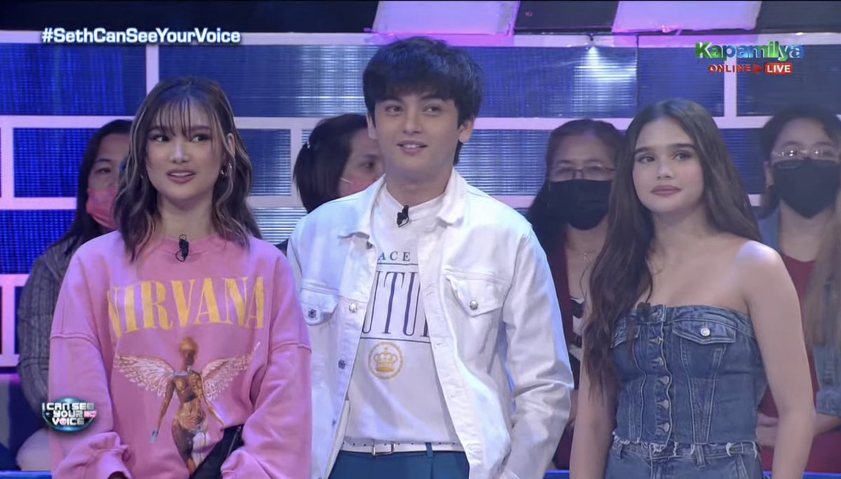 TeamKarinaOFC_'s tweet photo. Karina with Criza and Seth on #ICanSeeYouVoice 

#KarinaBautista | @MissKareee https://t.co/nTUAhP0jBg
