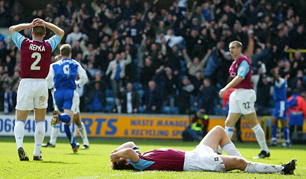 MillwallPhotos's tweet photo. Happy Mother’s Day Massacre. https://t.co/UdT4lhS7w8