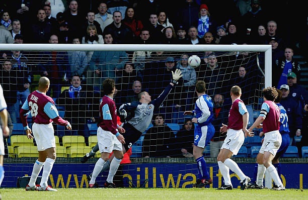 MillwallPhotos's tweet photo. Happy Mother’s Day Massacre. https://t.co/UdT4lhS7w8