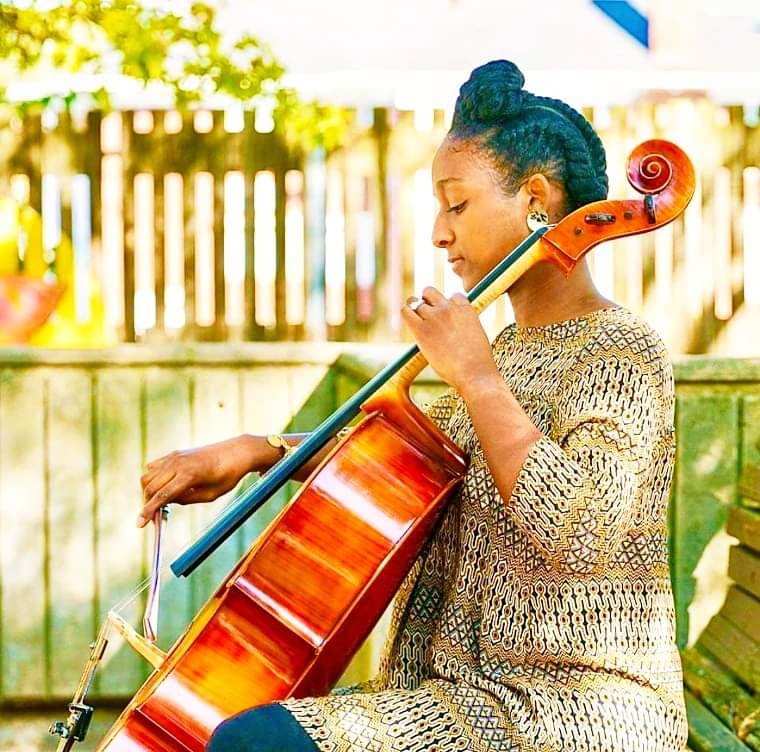 Happy Birth Anniversary to #cellist instagram.com/jazz_cello?igs…! m.facebook.com/story.php?stor…

#strings #blackgirlsrock #cello #classicallyblack #cellists #FlorellaStrings #blackcellist #cellista #JasmineJames #blackgirlmagic #cellistsofinstagram #cellomusic #violoncello #JazzCello