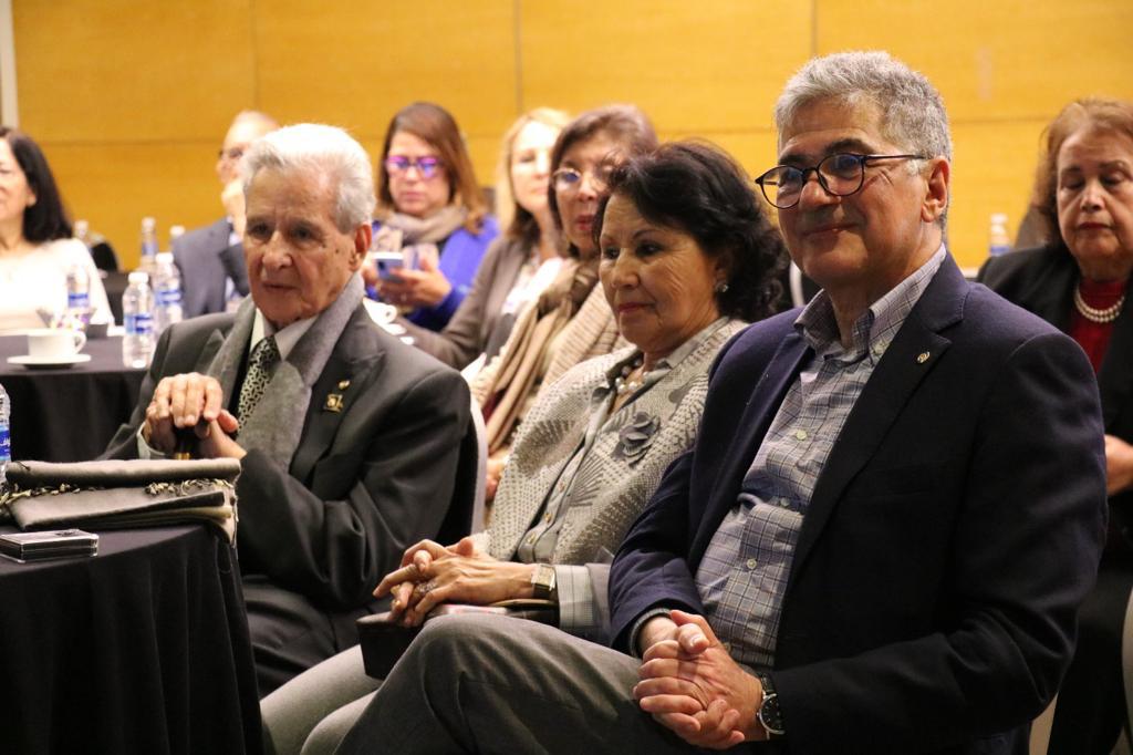 RotaryMaroc's tweet photo. Quel plaisir de se retrouver entre amis! 

Le 14 mars, en l'honneur de la journée des droits de la Femme, interclub réussi avec les #Rotary Club Mers Sultan, Doyen et Nord et les #InnerWheel Casablanca, Renaissance et Mers Sultan, sur "la condition des femmes au Maroc" https://t.co/4wpjyeJalw