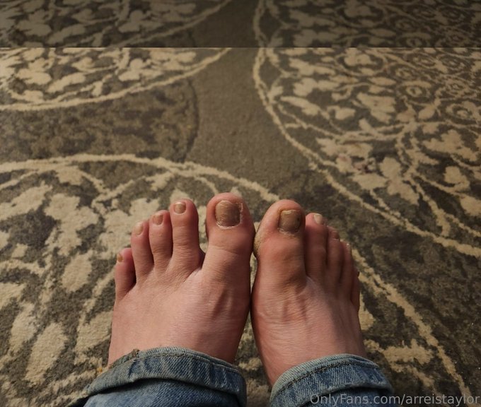 https://t.co/5unHYvYynq ⬆️⬆️⬆️&hearts;️👣 #dirtyfeet #feet #FeetPicture #sellingcontent #prettyfeet #uglyfeet<a href="/tag/dirtyfeet"class="tags">#dirtyfeet</a><a href="/tag/feet"class="tags">#feet</a><a href="/tag/prettyfeet"class="tags"><span>#prettyfeet</span></a><a href="/tag/callus"class="tags"><span>#callus</span></a><a href="/tag/bigfeet"class="tags"><span>#bigfeet</span></a><a href="/tag/onlyfans"class="tags"><span>#onlyfans</span></a><a href="/tag/onlyfansgirl"class="tags"><span>#onlyfansgirl</span></a>