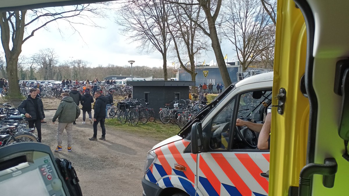 PeterBlok10's tweet image. Another day at the office.  Rusico wedstrijd in Venlo met #Witte Kruis evenementenzorg