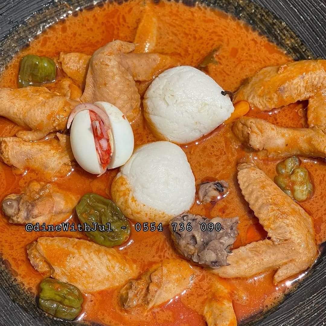 ghanaianfoodnet's tweet photo. Ɛmotuo for #GhanaMonth 😎👌🏿😋
Have a relaxing Sunday folks!
📸 @dinewithjul
#Ɛmotuo #Omotuo #TuoSunday #Nkatenkwan #GhanaianCooking #GhanaianFoodNetwork #WestAfricanFood #AfricanFood #TwitterFood #GhanaFood https://t.co/2GcLgVlJkl
