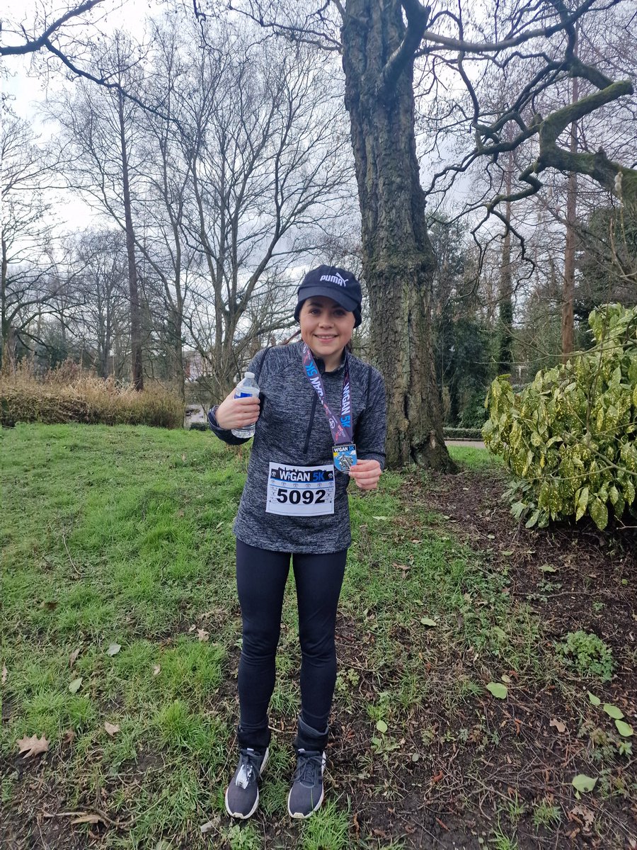 rachelandrews86's tweet photo. Mega chuffed with myself. Considering I only started running mid January.

All I wanted was to finish under 30 min and I bloody did it 🥳

Only 2 weeks off turning 37 ! It's never too late ❤️🏃‍♀️

#fromfattofit #wigan5k #runningmotivation #running #runwiganfestival https://t.co/ZMUTuPXAeh