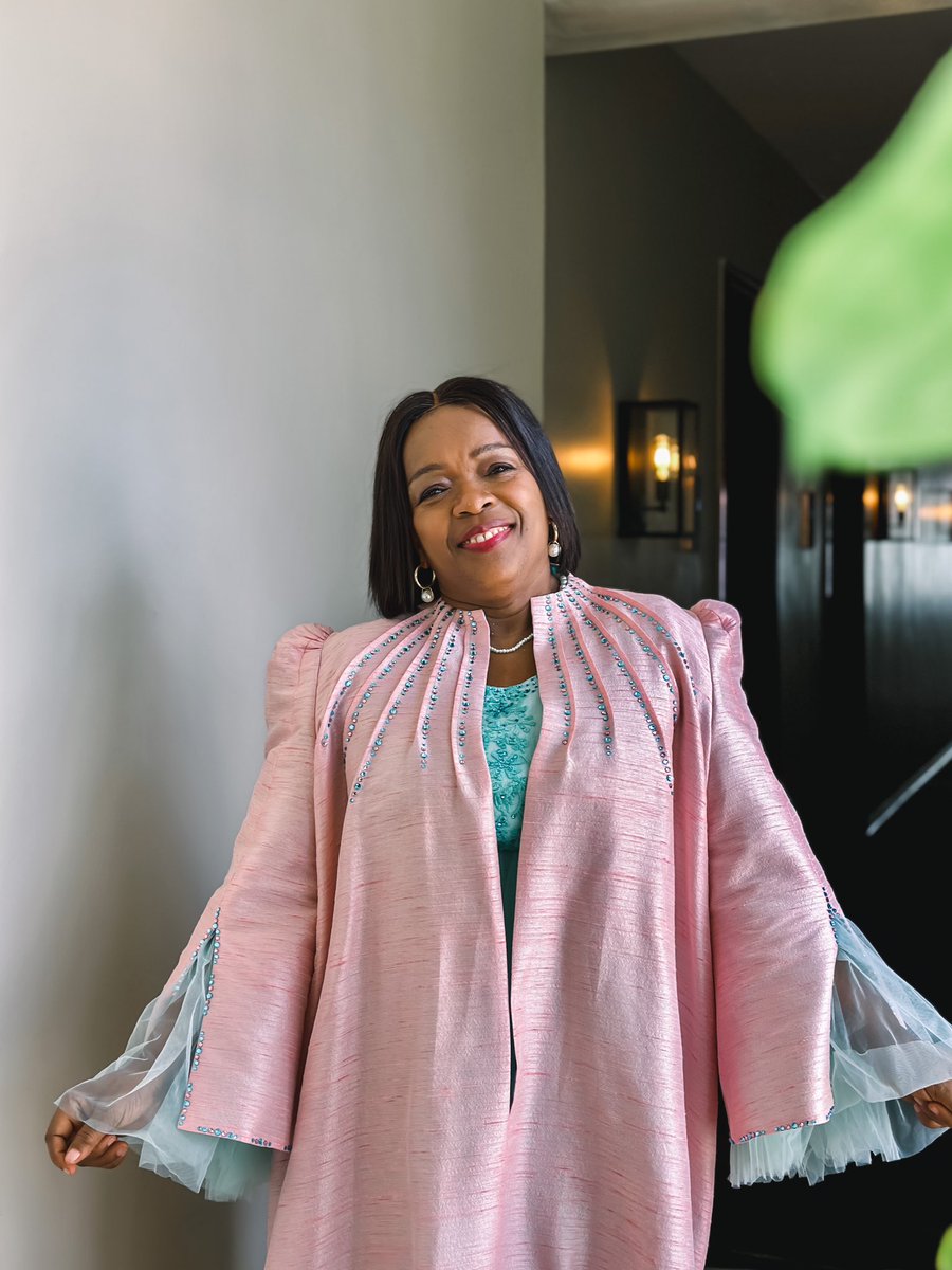 jemidamina's tweet photo. Happy Mother's Day my queen @racheldamina 🥰😍❤️ https://t.co/J0SHaFCA6n