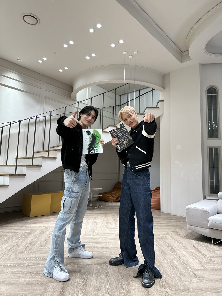 Illkillyoumnet's tweet photo. 진짜 대면팬싸였던 건에 관하여 https://t.co/KR45mshuqF