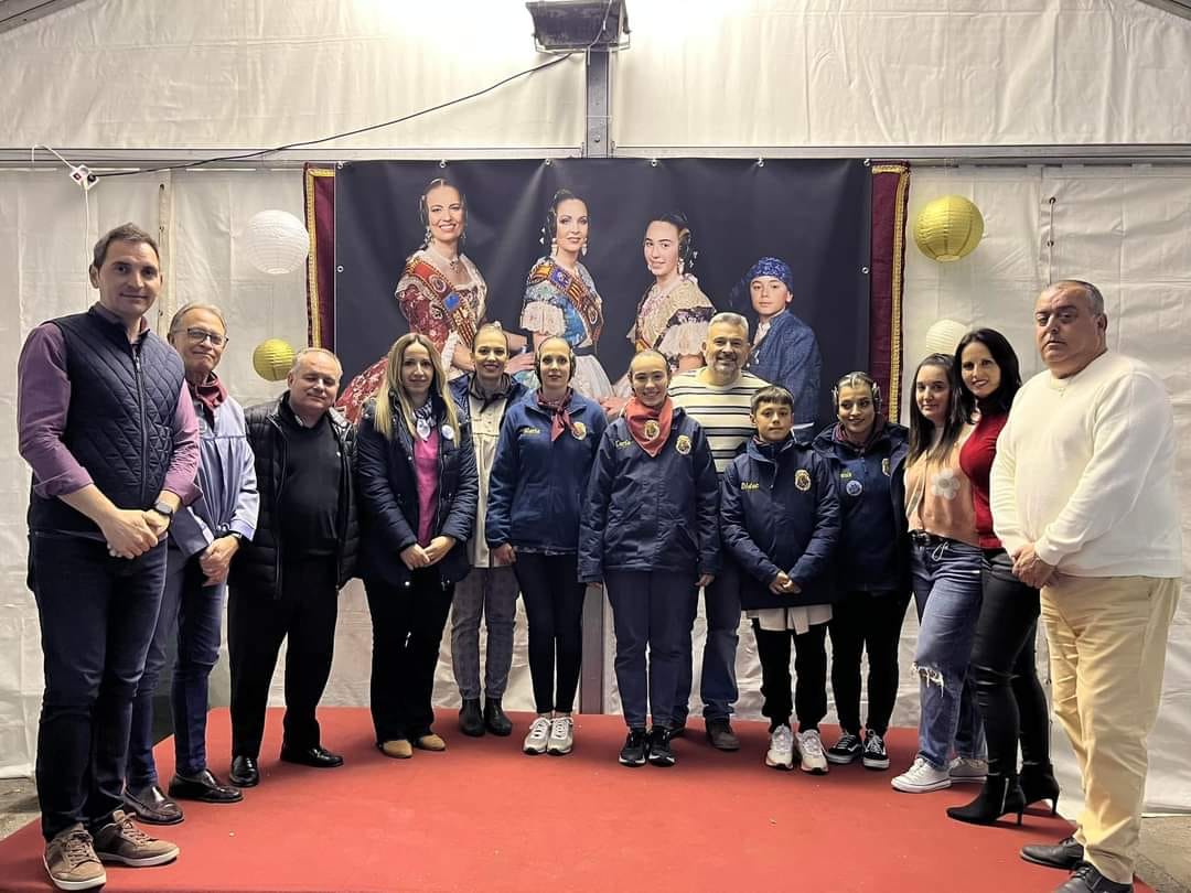 CsMuseros's tweet photo. 🍊🍊Anoche en la cena de la nit del foc en la falla Museros👏👏Gracias a su presidenta Rosa María Sepúlveda Moreno y a tod@s los componentes de dicha falla.👏👏🧨🧨🎉🎉🎪 https://t.co/IhltCiUTkB