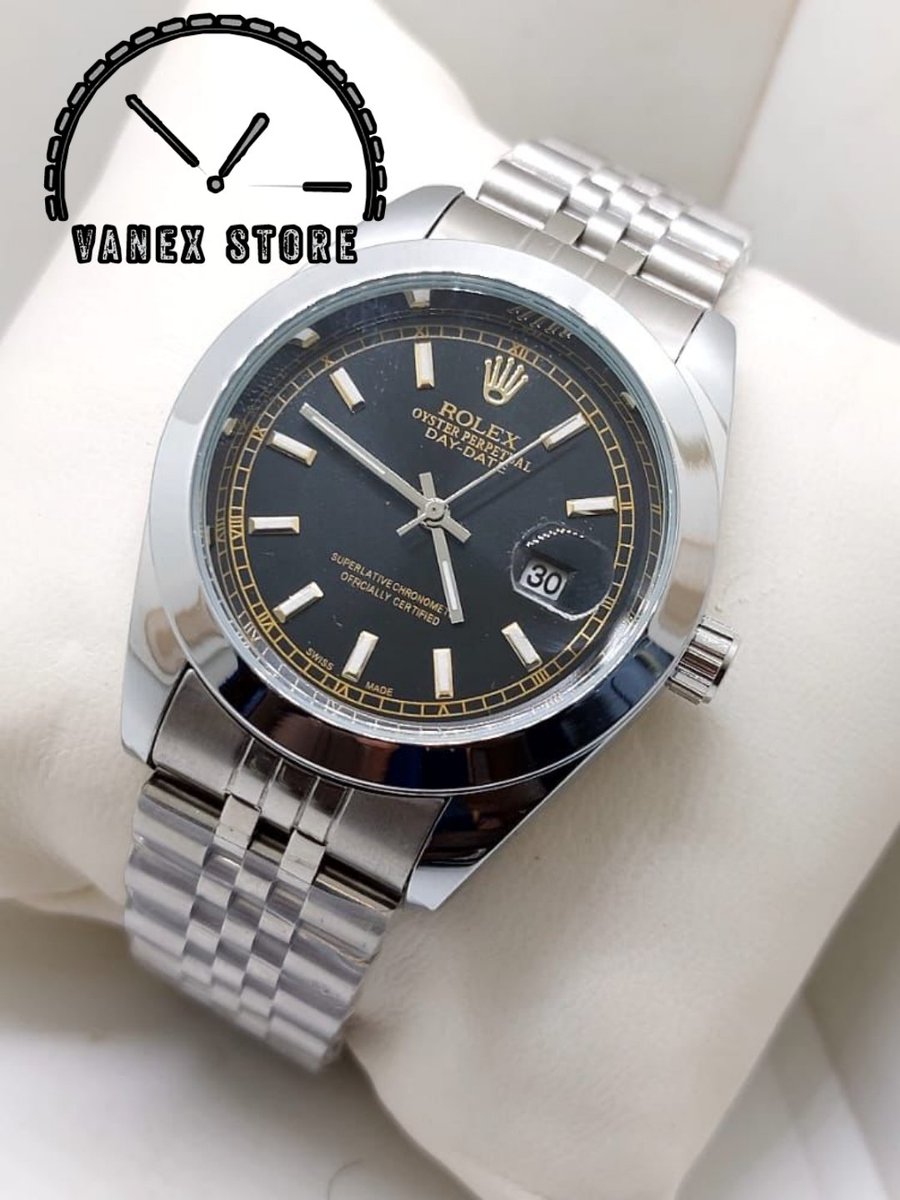 SdVanex's tweet photo. Available ⌚️ 
8900 SDG 
Dm or WhatsApp 0912361190 https://t.co/oo2GJugHsQ