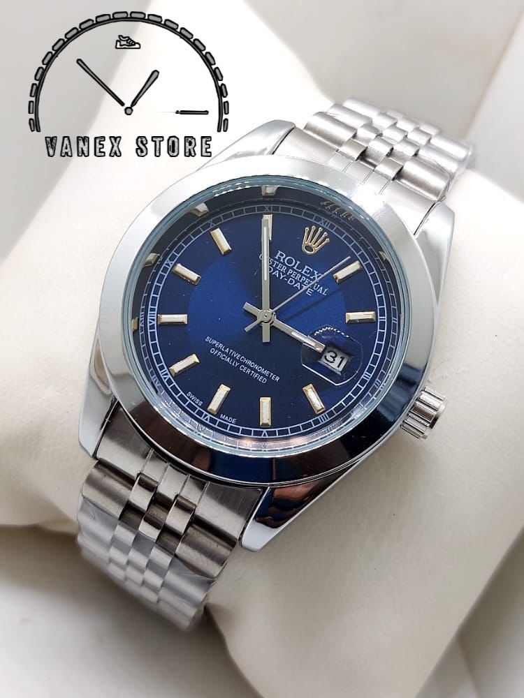 SdVanex's tweet photo. Available ⌚️ 
8900 SDG 
Dm or WhatsApp 0912361190 https://t.co/oo2GJugHsQ