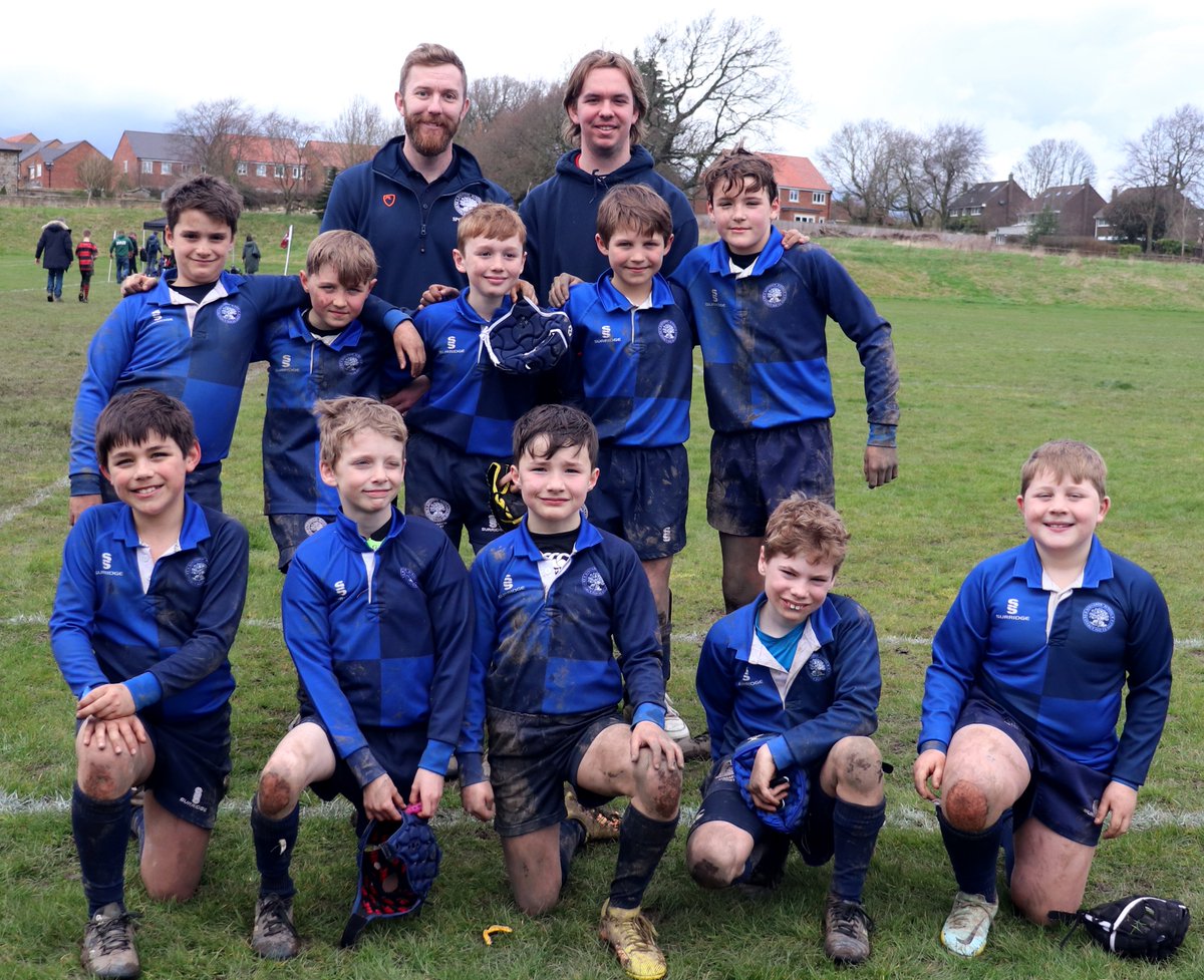 AysgarthSchool's tweet photo. Great to see so much progression in this U11 team yesterday at @ashvillecollege. It would have been impossible to select a player of the match as each played their part beautifully, working as a team. Very proud coaches! #teamword #respect https://t.co/9uUlUkdYUw