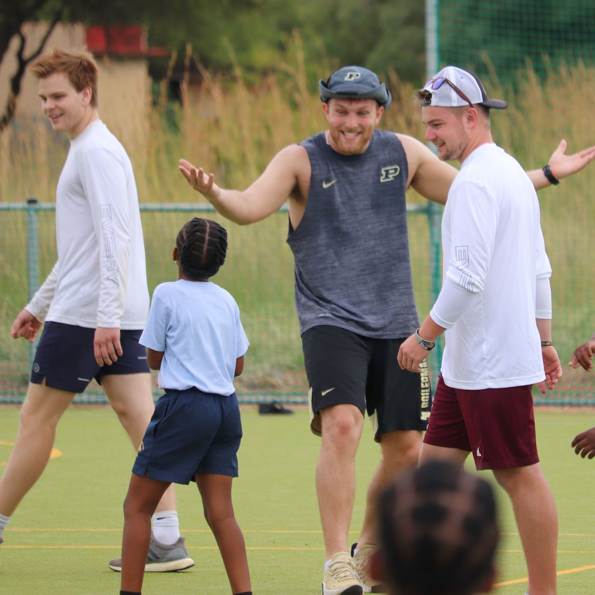 ChaplainMarty's tweet photo. Greatness portrayed thru service! Purdue FCA athletes in South Africa over Spring Break. https://t.co/vuVtkUCxAp