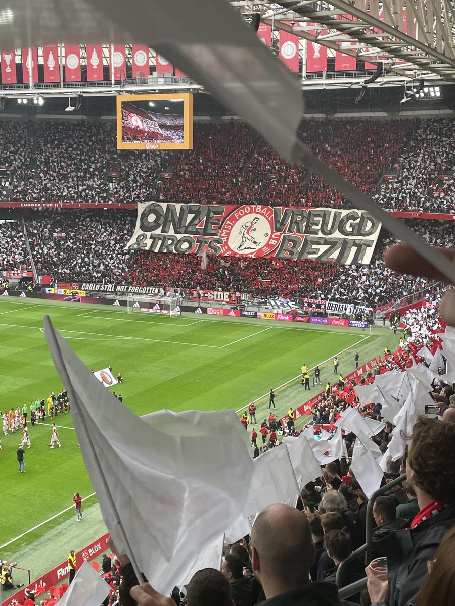 ajaxpoll's tweet image. #ajafey #ajax #fside