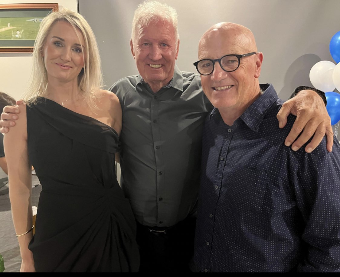 Francesca Lyons tweet media