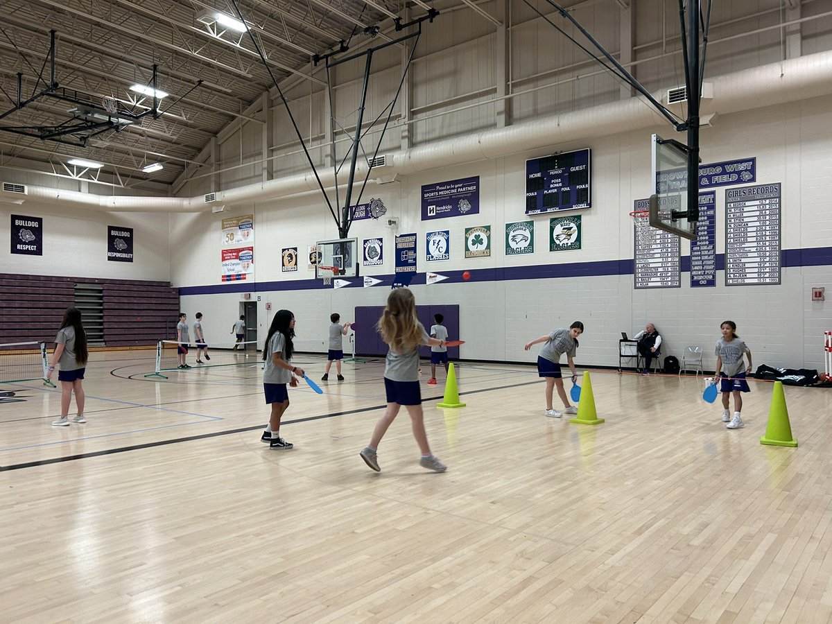 BburgHPE's tweet photo. BWMS #HealthEd &amp; #PhysEd coasted into Spring Break by practicing #SayingNo to risky situations &amp; using new #pickleball skills to set up games w friends. ##PrepareThemForLife https://t.co/lLhfCrl1JS