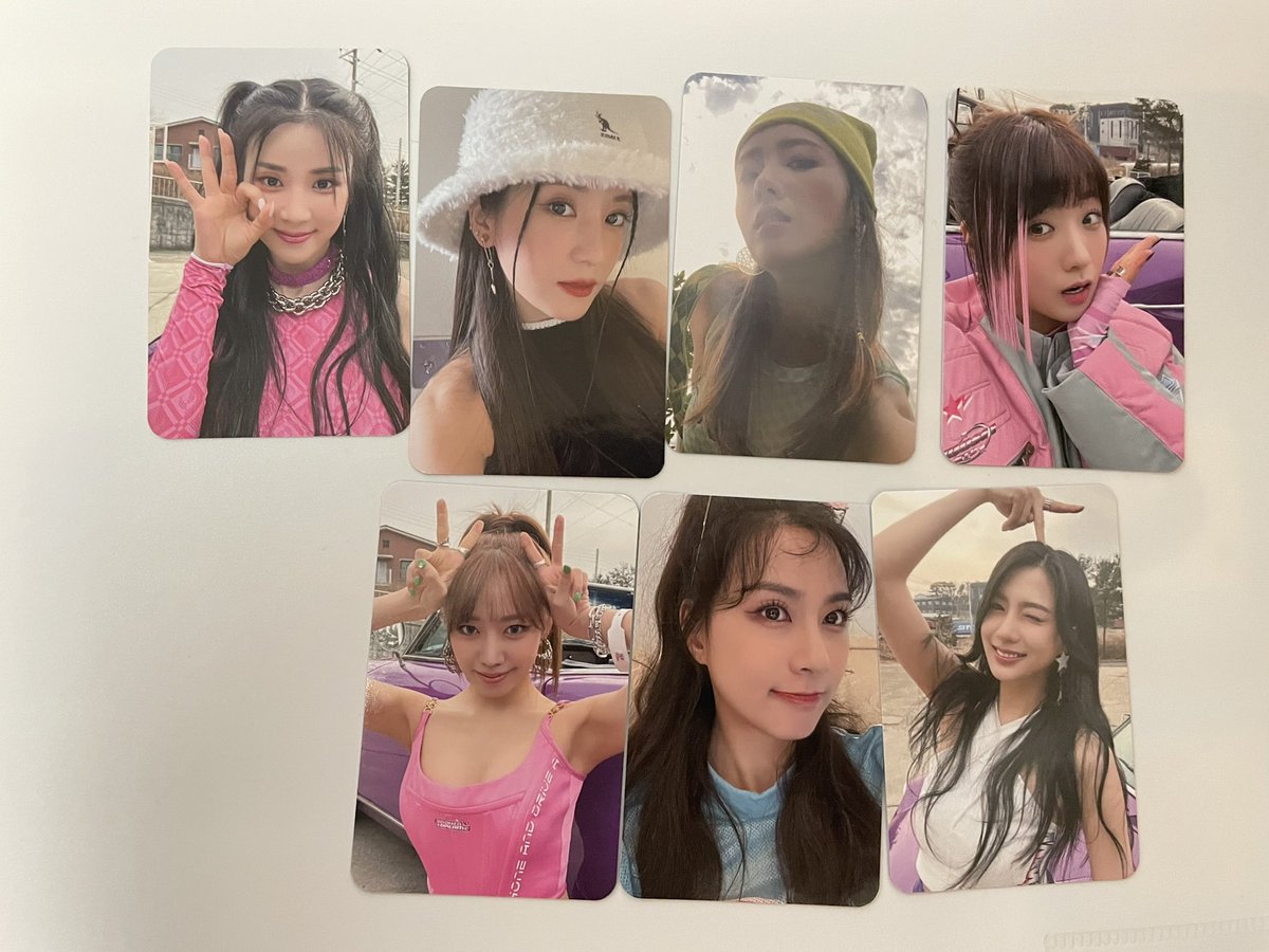 ochiri_to_sami's tweet photo. apink 2023 fanconcert in jpapn グッズ トレカ フォトグレイ 交換

【譲】1,2枚目
トレカ：チョロン ボミ ナムジュ ハヨン
フォトグレイ：ナムジュ

【求】3枚目💖>💛
トレカ：チョロン ボミ ウンジ ナムジュ
フォトグレイ：ウンジ

郵送希望です！
リプお待ちしてます🫧 https://t.co/mDzvoFfQ5s