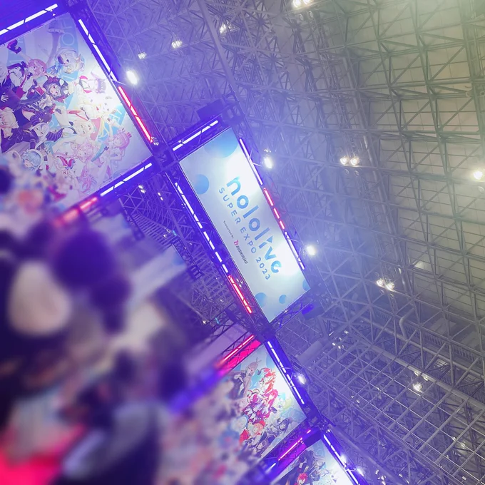 エキスポ!めちゃくちゃ楽しかった〜!!遊び倒しました フードもドリンクも美味しくいただきました 1枚目はイヅル三連単です 友達たくさん 嬉しい限りでした 来年も行きた〜い #奏手イヅル #ひろがるホロライブ 