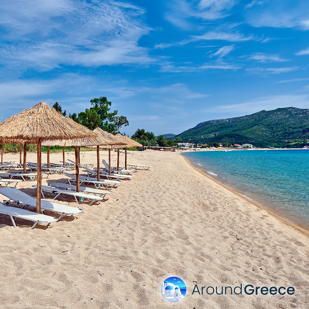 AroundGreece's tweet image. Beat the summer heat with the sparkling waters of Sithonia beach in Chalkidiki. Immerse yourself in its beautiful scenery, stunning sunsets, and pristine sand.

❤️ Tag #aroundgreece
❤️ Follow @AroundGreece 

aroundgreece.net/mainland/maced…

#Sithonia #Chalkidiki #Greece