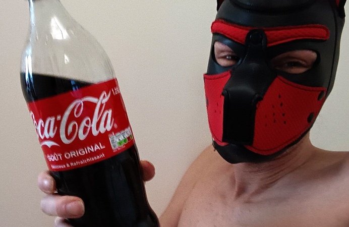 MasterNico95's tweet photo. Moi le coca je kiff
@HardGaySexSlave
@MasterNico95
#pup #pupgay #puppylove #fetish #pub #pupslave #puppyplay #sexgay #xgay https://t.co/0LKKpx3q6w