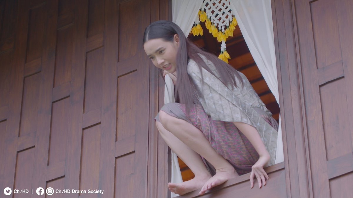 Ch7HD's tweet photo. ถ้าคุณหลวงรับไม่ทัน ขาหักได้นะ แม่อร #เภตรานฤมิตตอน๒ https://t.co/xFmsdnW1zI