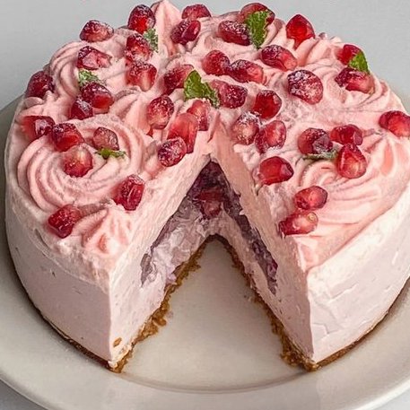 daily_dolce's tweet photo. Pomegranate mousse cake https://t.co/A0SrBojvBt