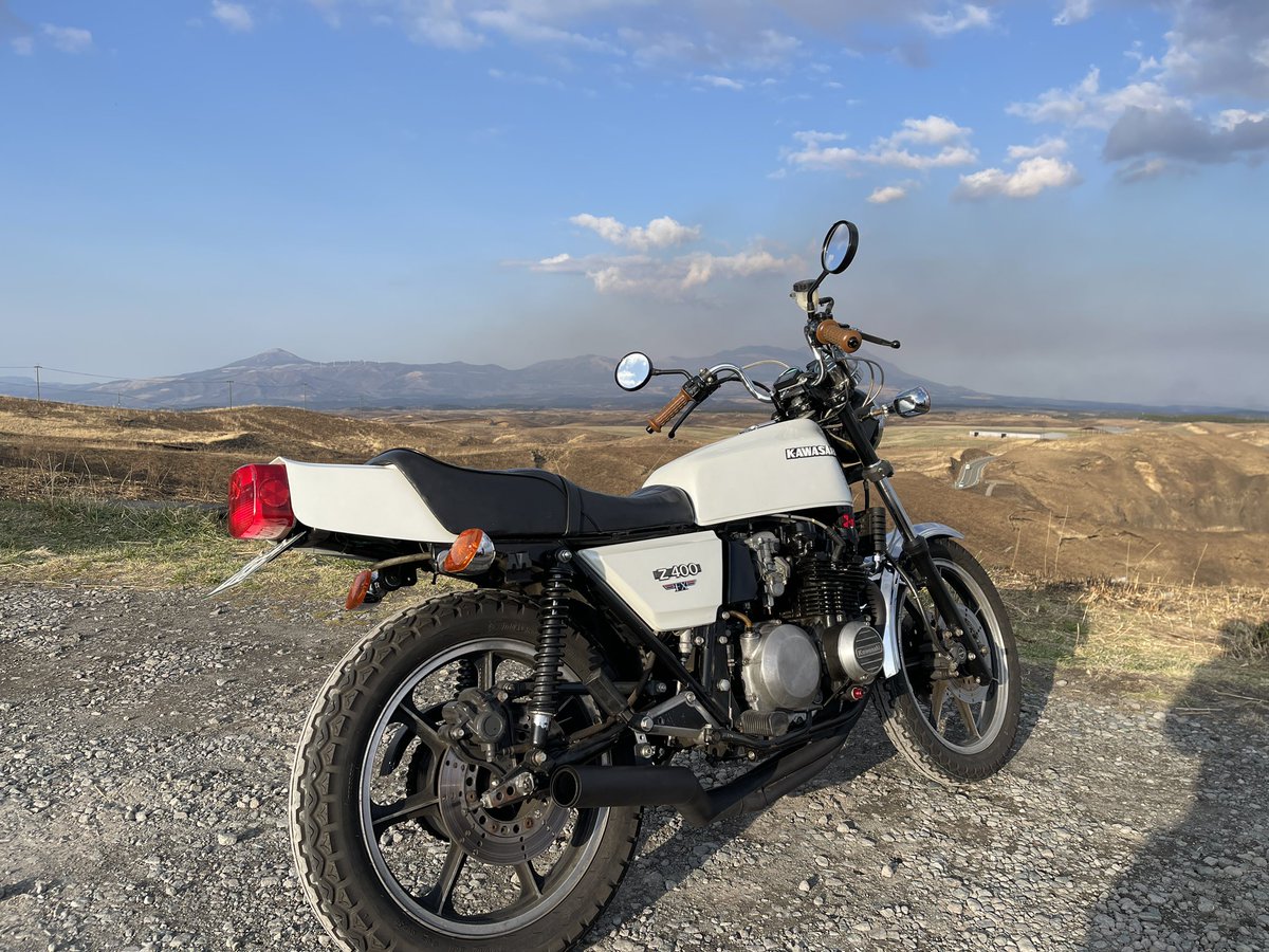 mi_cbx400f's tweet photo. 阿蘇大観峰 https://t.co/jziMq002md