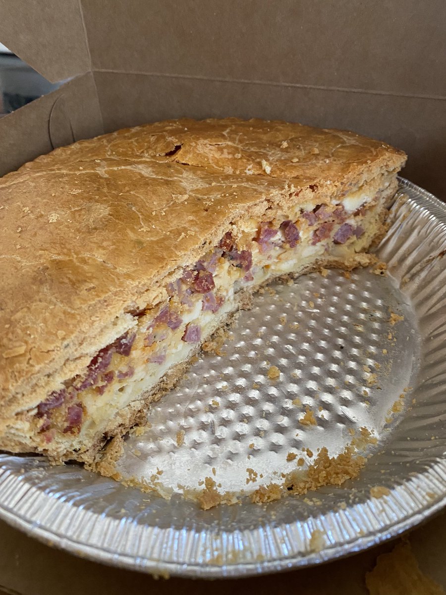 VinniePenn's tweet photo. Happy #saintjosephsday 
#hampie #pizzagaina #italianboy #SundayBrunch https://t.co/ZA4MZGGatT