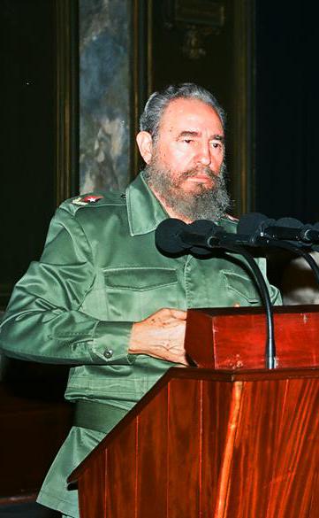 #FidelPorSiempre: "La revolución es el pueblo, es fuerza de pueblo; la revolución es lo que ustedes representan. Y las ideas revolucionarias, las causas justas, la fuerza del pueblo, ¡son invencibles!"