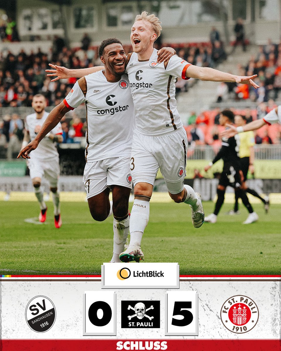 fcstpauli's tweet photo. Ein herrlicher Fußballnachmittag ist zu Ende. 🏁😁

#fcsp #svsfcsp | Präsentiert von @LichtBlick_de https://t.co/CpLtq9cLtM