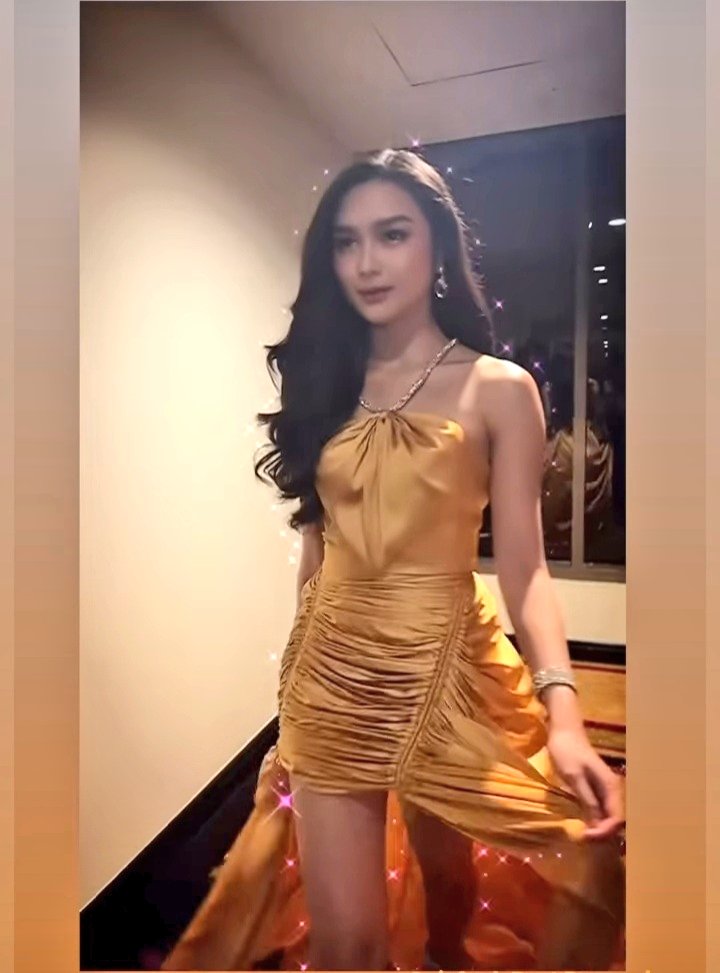 AshLynz22's tweet photo. Slay pretty girl. Gosh i started to love you na gyud🧡🧡
francine's IG STORY

@francinecarreld @FranSethOFC_ @teamfcdbisdak https://t.co/MuaASjvcTx