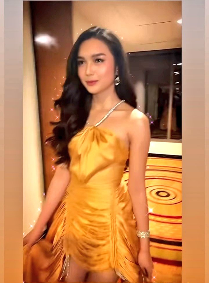AshLynz22's tweet photo. Slay pretty girl. Gosh i started to love you na gyud🧡🧡
francine's IG STORY

@francinecarreld @FranSethOFC_ @teamfcdbisdak https://t.co/MuaASjvcTx