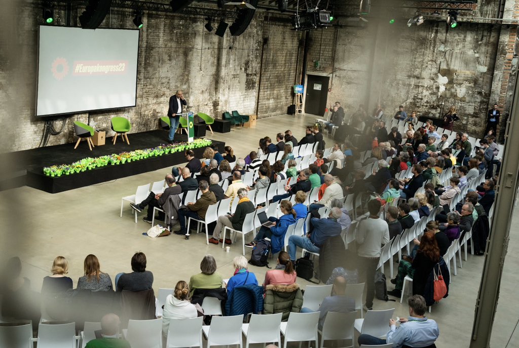 🎉 Das Idea Lab #01Sicherheit im Digitalen Raum mit Lösungen zur Bekämpfung von Hassrede im Internet „meiner“ 💚 BAGen Demokratie und Recht sowie Digitales und Medien hat gerade den 2. Platz beim Ranking auf dem #Europakongress23 erobert! <a href="/RenateKuenast/">Renate Künast</a> <a href="/RichardRALFS/">Dr. Richard RALFS</a>
