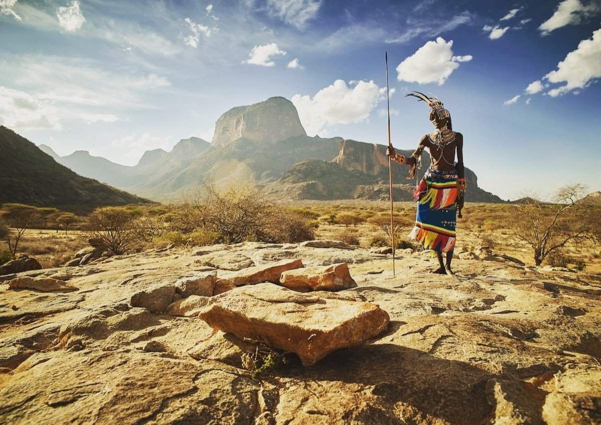 dmAFRICA's tweet photo. Warrior gathering
#Repost @neilthomasphotography
#everythingextraordinary #dmafrica
#african_portraits #travelphotography #travel #remoteexpeditions #peopleoftheworld #profile_vision #YourShotPhotographer #stunning_shots #portrait_perfection #igbest_shots #natgeoafrica https://t.co/wpzZwQcIzl