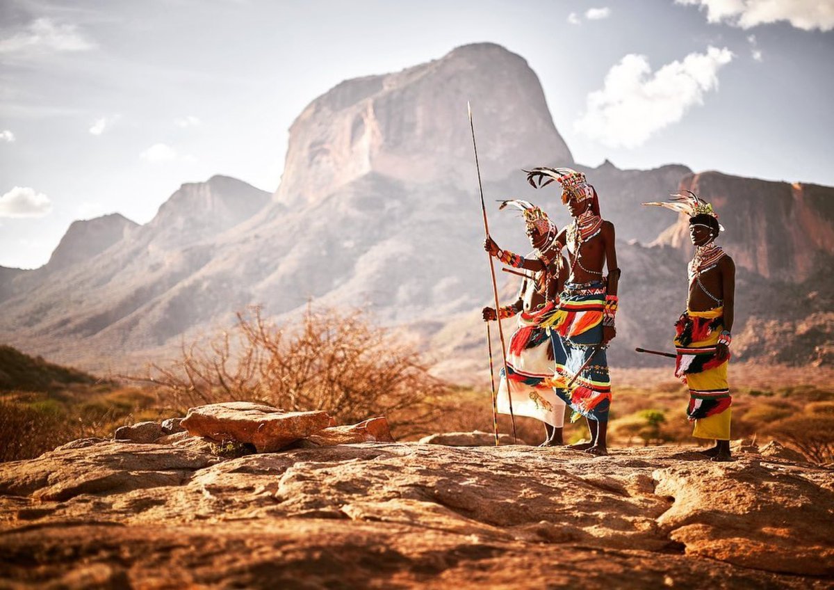 dmAFRICA's tweet photo. Warrior gathering
#Repost @neilthomasphotography
#everythingextraordinary #dmafrica
#african_portraits #travelphotography #travel #remoteexpeditions #peopleoftheworld #profile_vision #YourShotPhotographer #stunning_shots #portrait_perfection #igbest_shots #natgeoafrica https://t.co/wpzZwQcIzl
