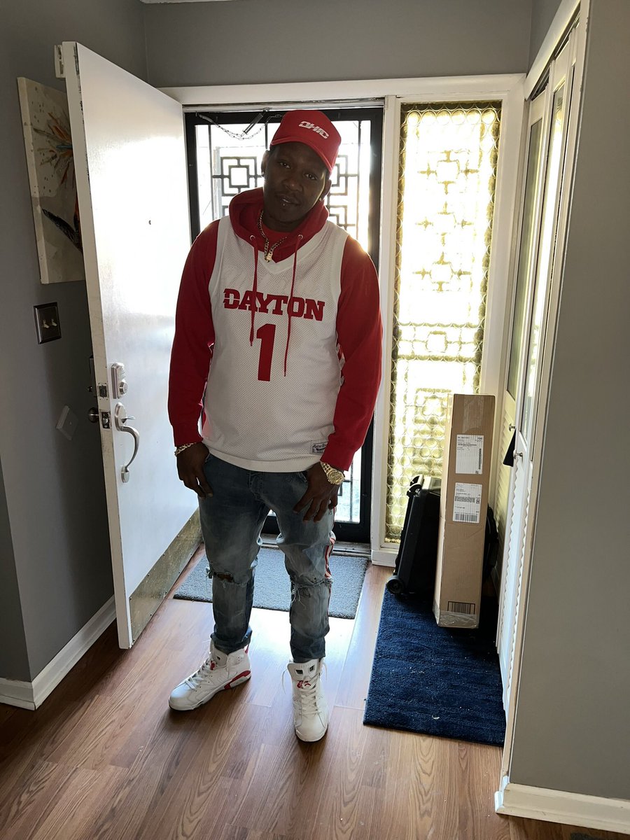 Uptown_DMo's tweet photo. Chocolate nigga will take yo bitch https://t.co/fTYqxQKoyr