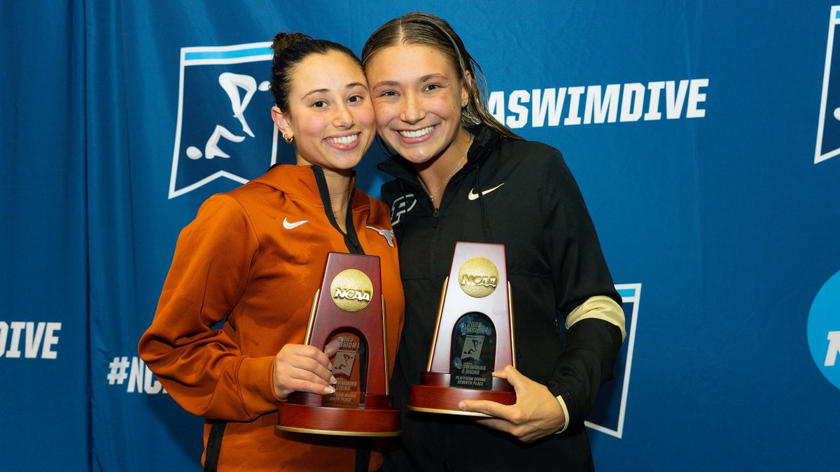 All 😃 😍 🙂 on the Podium in Knoxville. Congrats @MayceyVieta!! 

🚂 #BoilerUp x #AllAmerican 🇺🇸