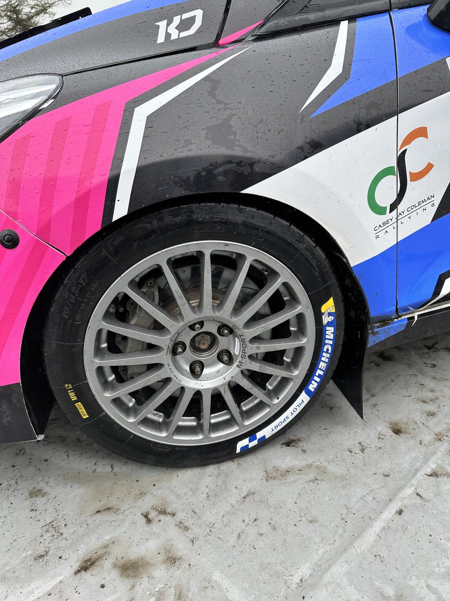 Service after 1st loop on Sunday ⁦<a href="/westcorkrally/">West Cork Rally</a>⁩ thanks to a new Turbo fitted by TGM and ⁦<a href="/Michelin_Sport/">Michelin Motorsport</a>⁩ grip the boys are up to 3rd in class ⁦👏