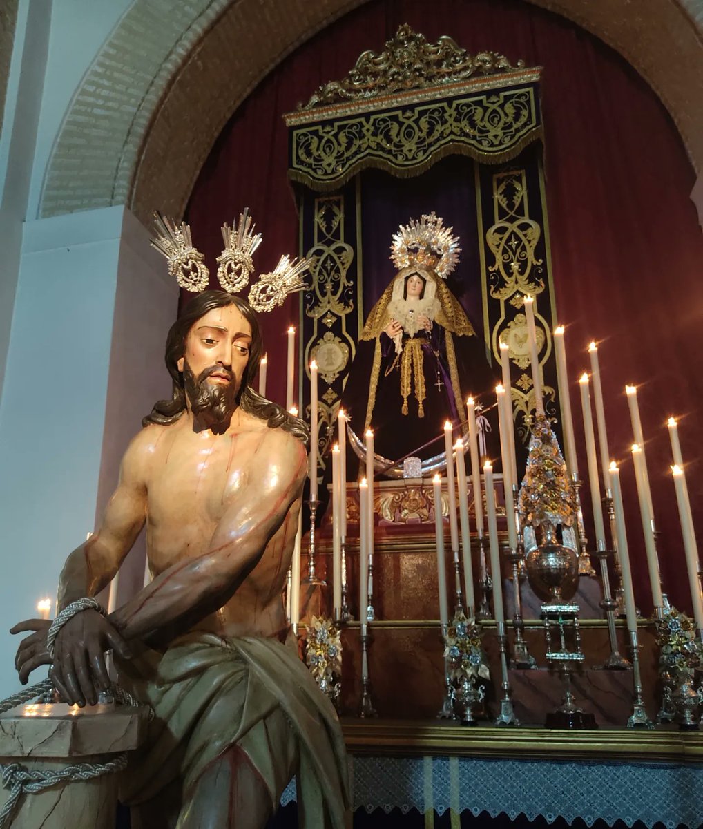 Nuestro Padre Jesús Atado a la Columna en su Solemene Veneración.

El Señor estará en Veneración hasta las 20:00.

#castillo2023 #atadoalacolumna
