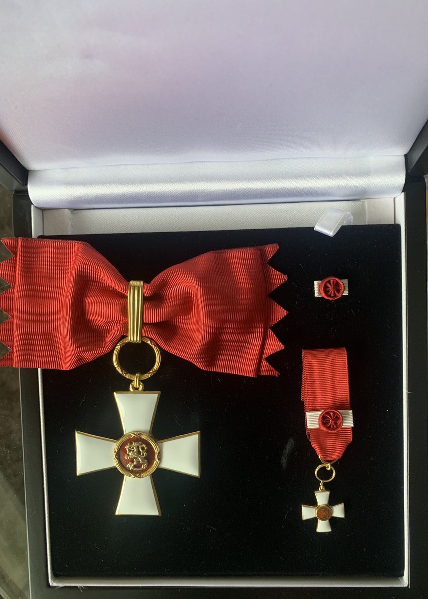 EUAmbEthiopia's tweet photo. Grateful to President @niinisto for granting me the  Commander of the Order of the Lion of Finland on 🇫🇮Independence Day 2022. I received the decoration this week and was very glad &amp; thankful to Minister @Haavisto for the festive moment! #komentajamerkki #kommendörstecken https://t.co/Xzn6RgM9vL