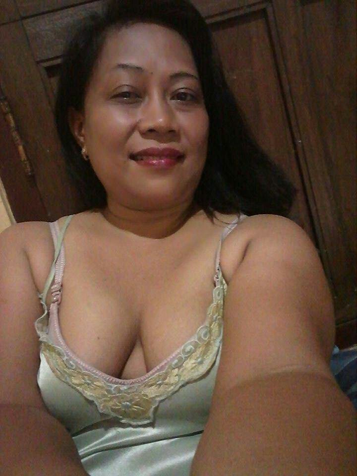 Tante mendesah. Vcs sange. Emak2 vcs. Tante mendesah. Stw montok.