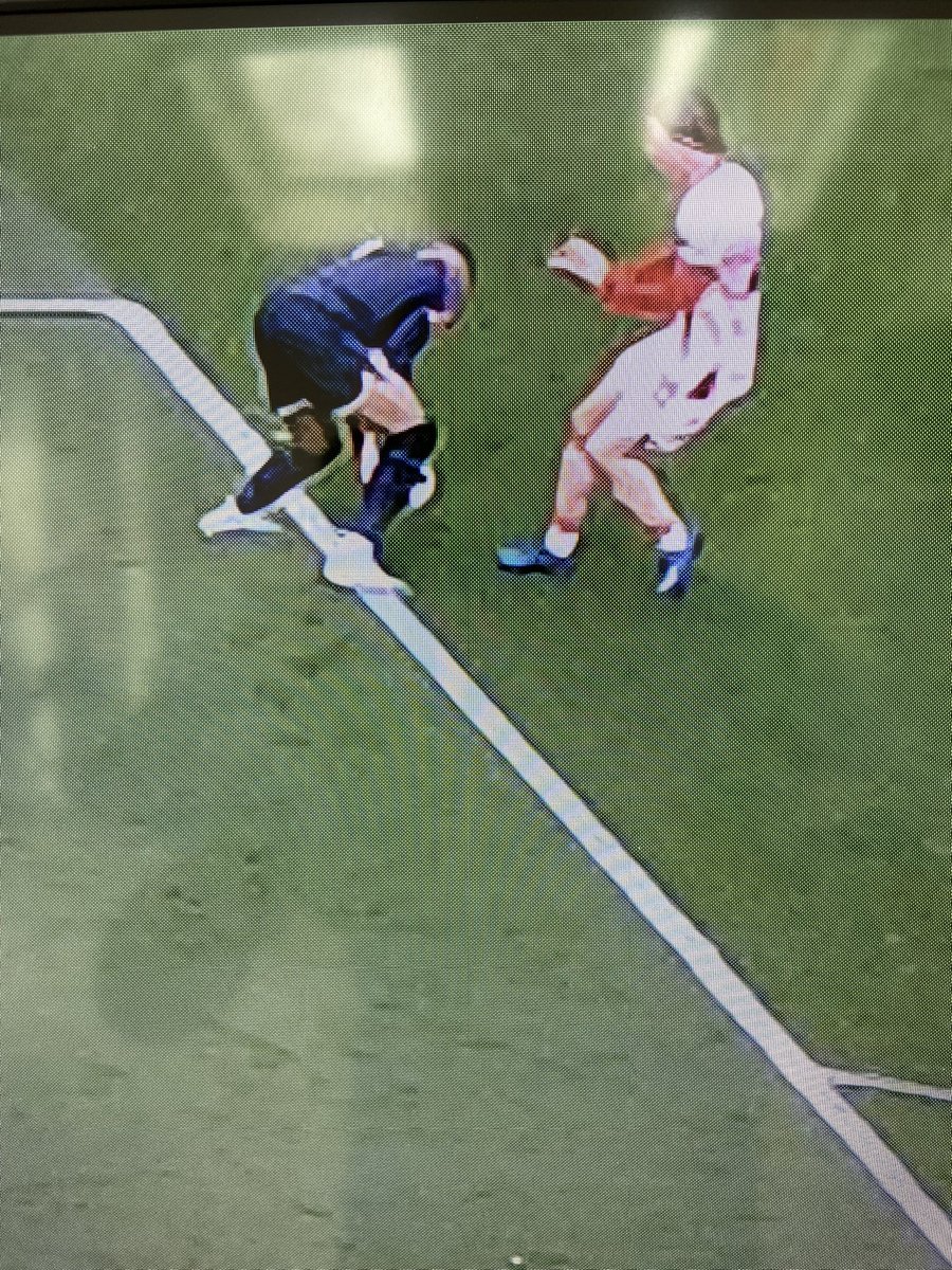 jdgsport's tweet photo. Premier League Brighton against League Two Grimsby in the FA Cup; VAR determines this was in the box when the keeper handled it 🤷🏻‍♂️ https://t.co/CIFmHpgGxp
