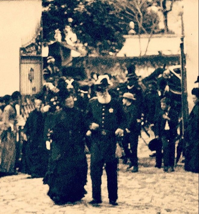 ProImperio's tweet photo. Dom Pedro II visitando o 2º Regimento de Artilharia em São Cristóvão, Rio de Janeiro, em 1888. Fotografia de Eduardo Bezerra.
#brasil #brasilimpério #história 
#impériodoBrasil #DomPedroII #brazil #séculoXIX https://t.co/UGH1R5aLgt